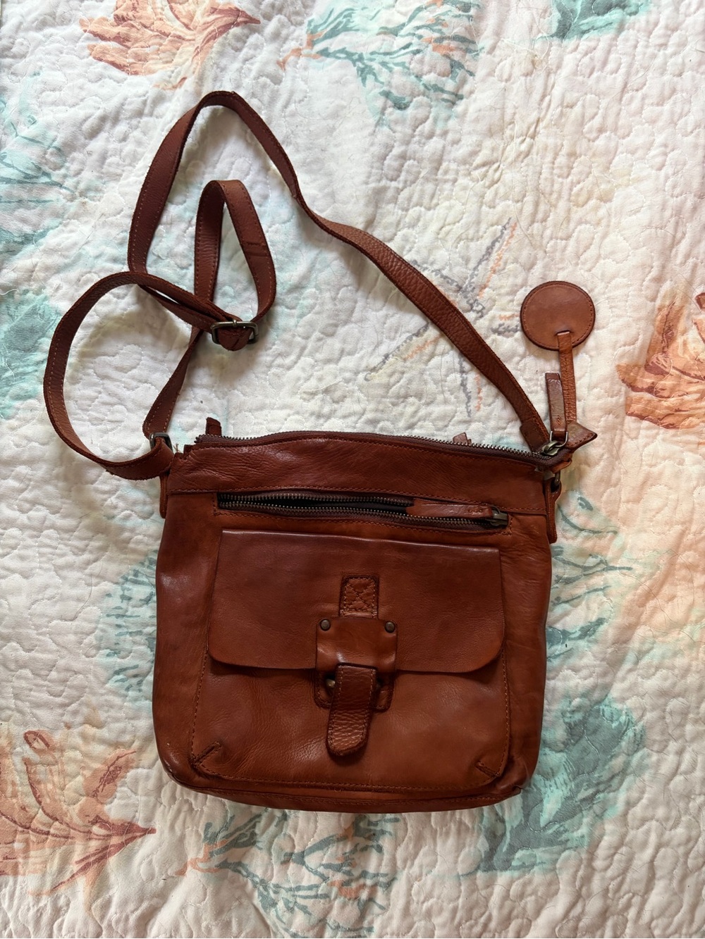 Harbor 2nd Brown Leather Crossbody Bag - Classic Pocket Front